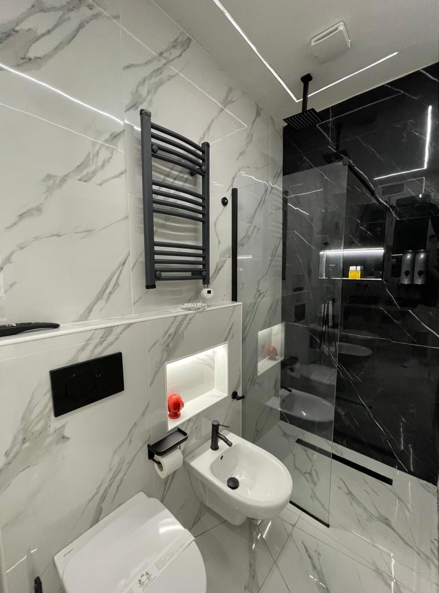 Luxury 6 Al Duomo Di Parma Apartment Ngoại thất bức ảnh